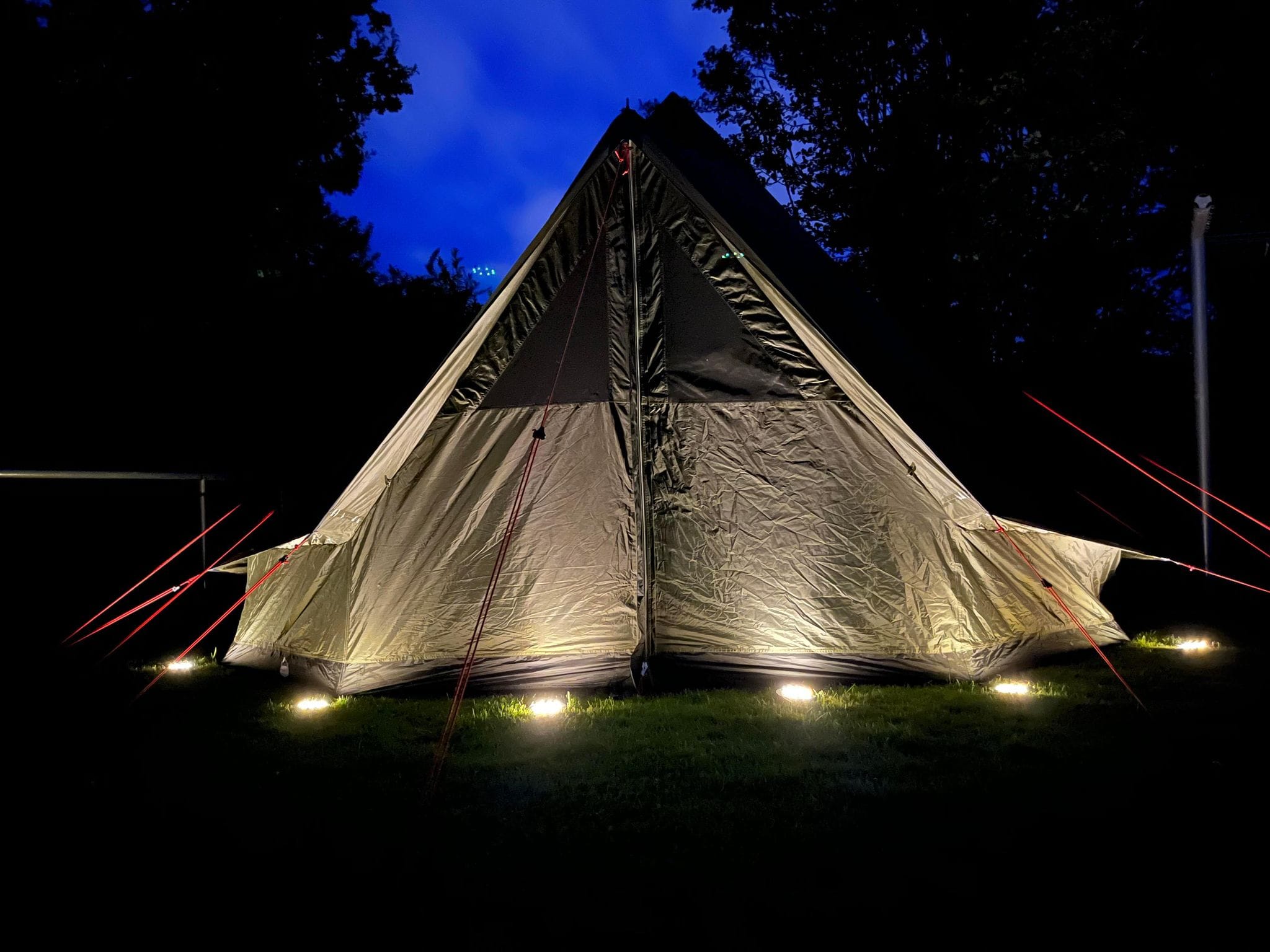 Solcelle lamper til camping og friluftsture ved telt